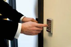 Tampa Lock Master Tampa, FL 813-262-9158